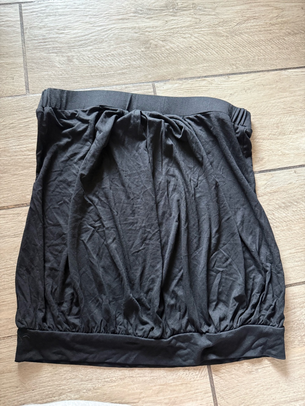 Black Strapless Tube Top